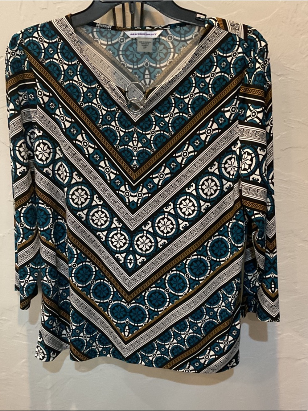 Allison Daley Teal, Black & White Geometric V-Neck Long Sleeve Top